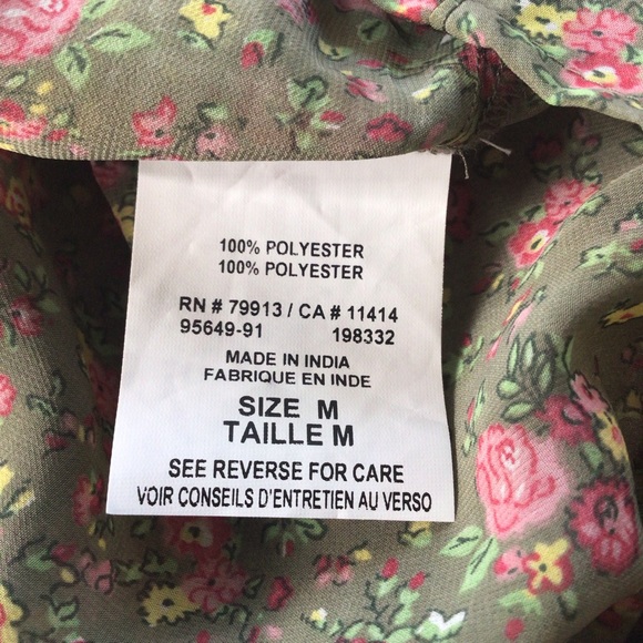 Motherhood Maternity flutter sleeve ruffle Medium - Picture 9 of 14